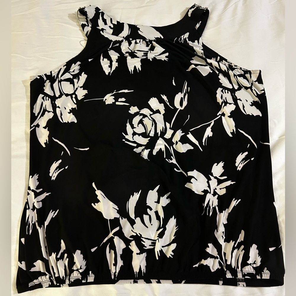 INC International Concepts Black & White large floral rose Embellished Blouse 1X - Picture 12 of 14